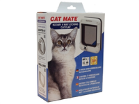 Cat Mate 4 Way Rotary Wit Kattenluik Per Stuk
