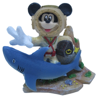 Ornament Mickey Mouse Schatkist Met Haai #95;_9x4x7 Cm